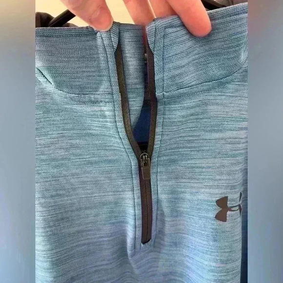 Blue long sleeve under armor heat gear quarter zip sweat shirt - Picture 6 of 8